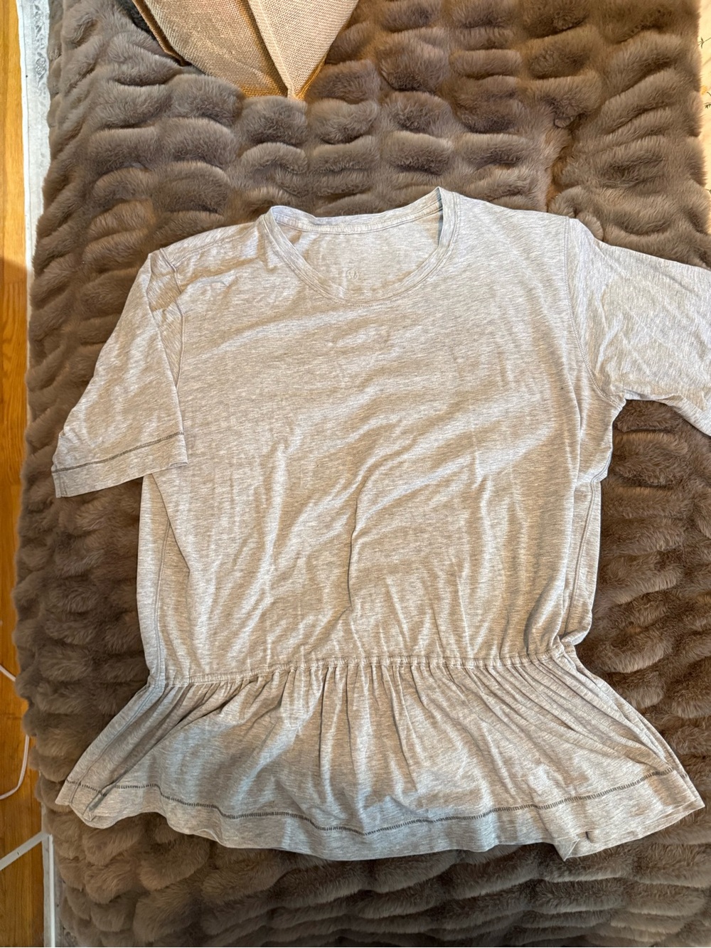 lululemon athletica Light Gray Short-Sleeve Peplum Tee